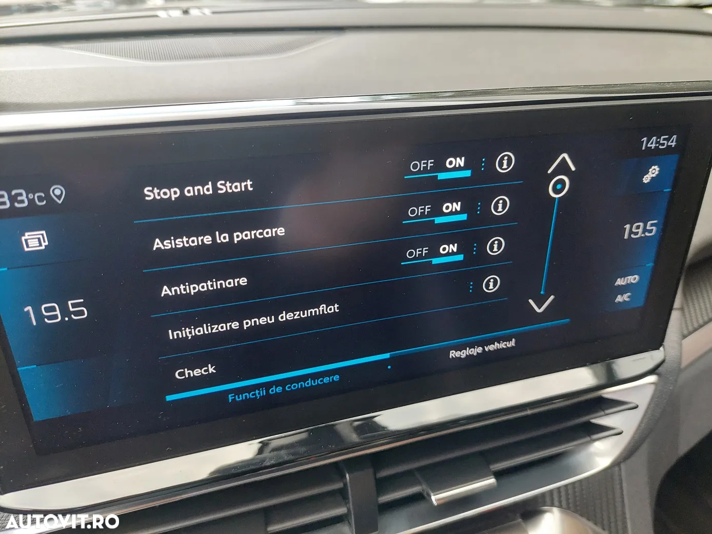 Peugeot 3008 1.5 BlueHDI 130 EAT8 Active Pack - 19