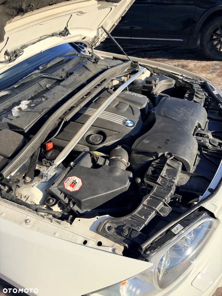 BMW Seria 1 123d - 14