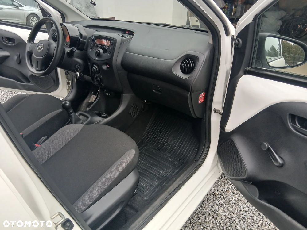 Toyota Aygo - 11