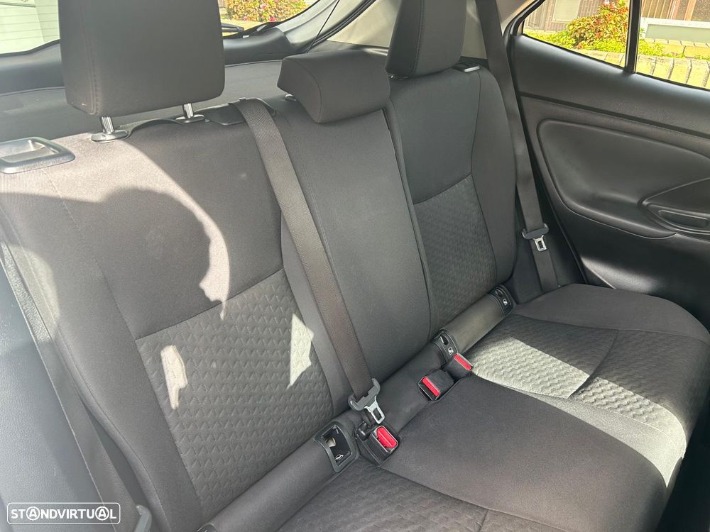 Toyota Yaris Cross 1.5 HDF Comfort Plus - 9
