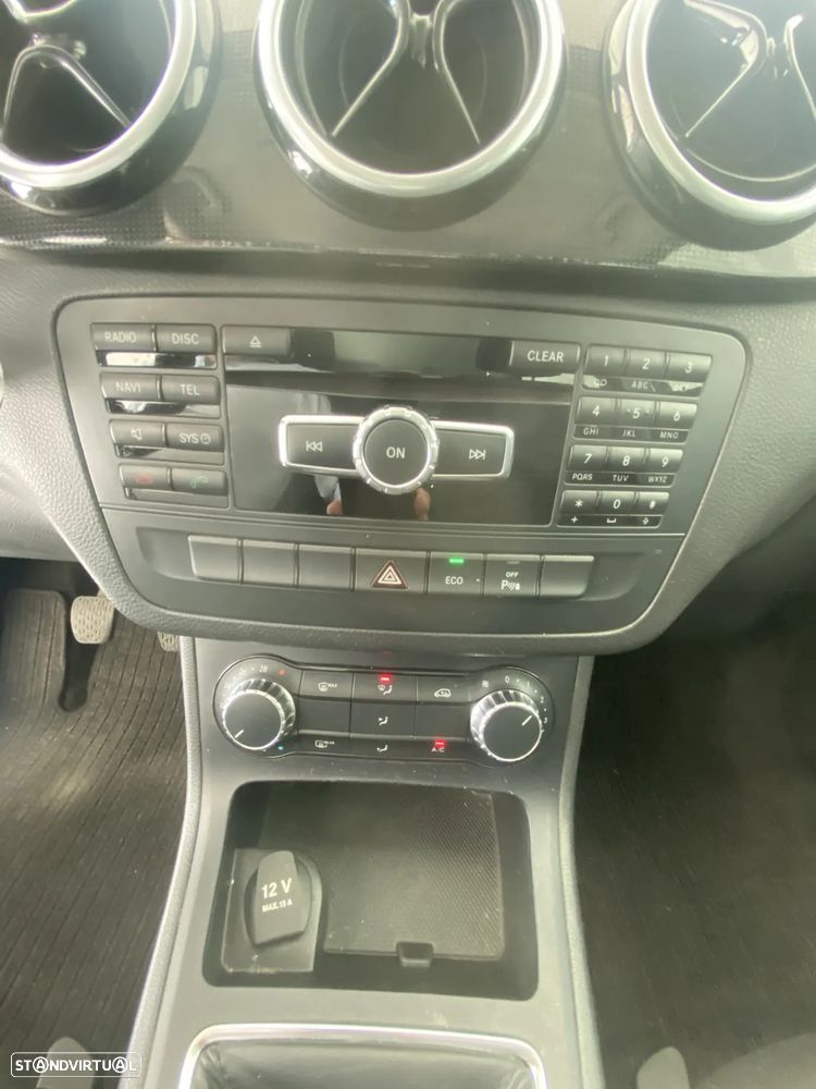 Mercedes-Benz B 180 CDI BlueEFFICIENCY 114g - 12