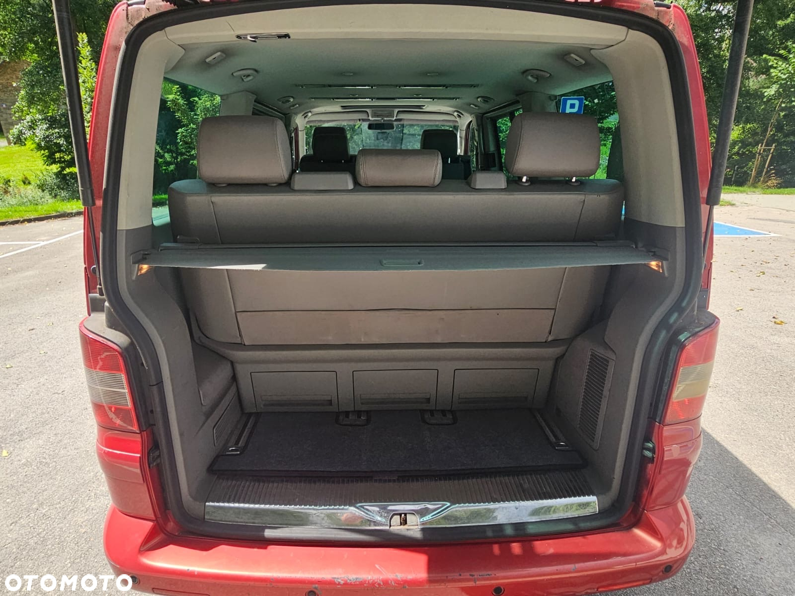 Volkswagen Multivan - 26