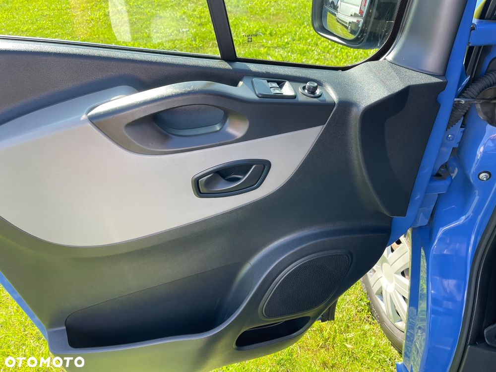Renault Trafic - 20