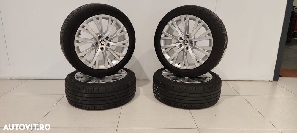Skoda Superb 2.0 TDI DSG Ambition - 41