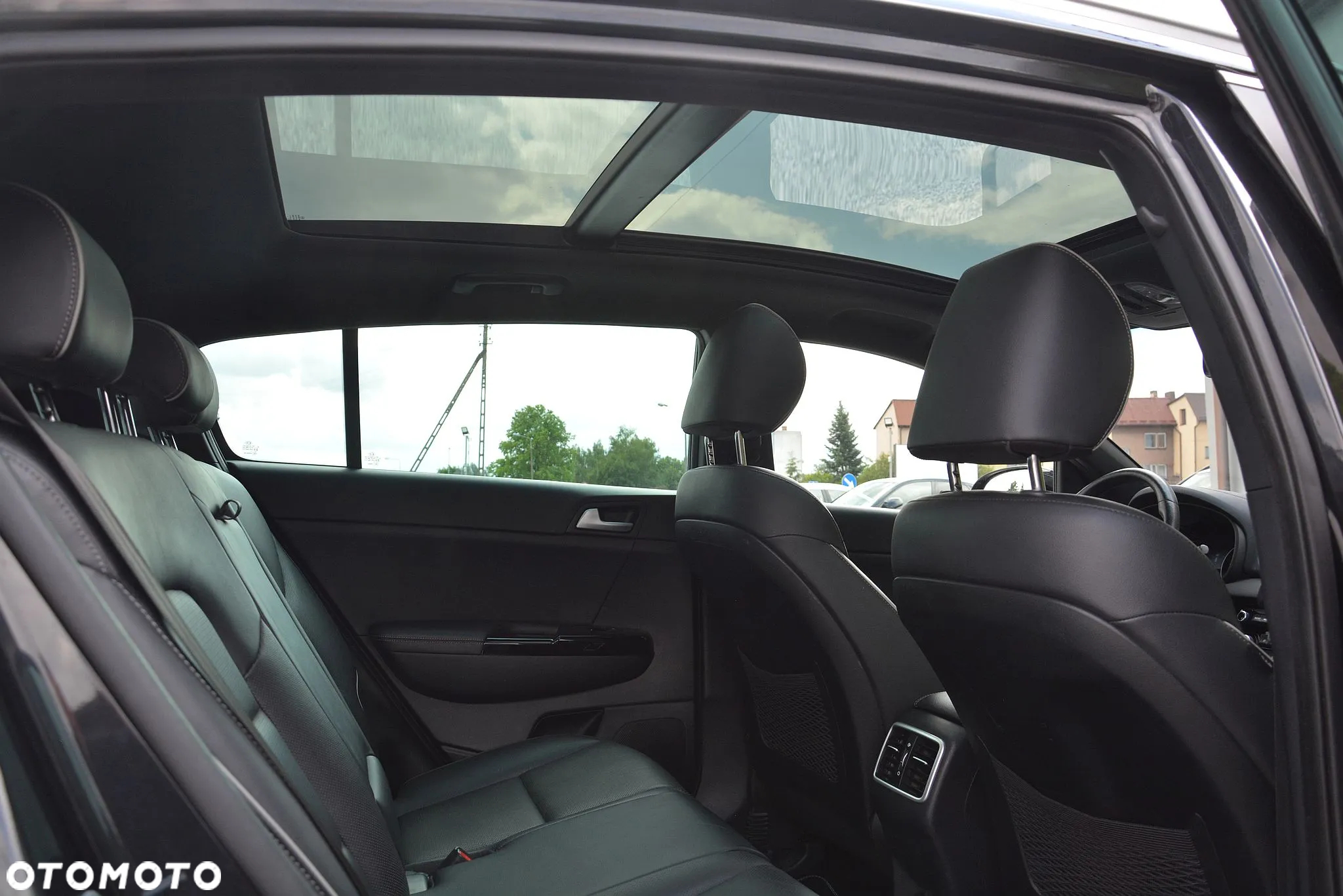 Kia Sportage 1.6 T-GDI 2WD SPIRIT - 14