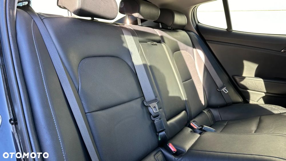 Kia Stinger 2.0 T-GDI GT Line - 19