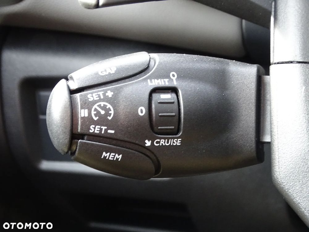 Citroën C5 Aircross 1.6 PureTech Shine EAT8 - 22