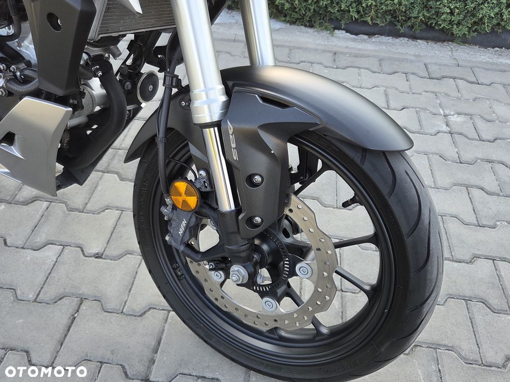 Honda CB - 21