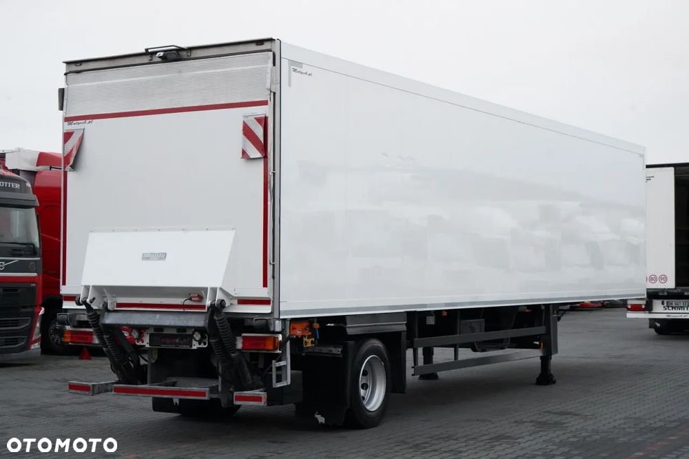 Schmitz Cargobull CHŁODNIA / THERMO KING SLX SPECTRUM  / 1 osiowa / 11,3 M / MULTITEMPERATURA / WINDA DHOLLANDIA / SAF - 8