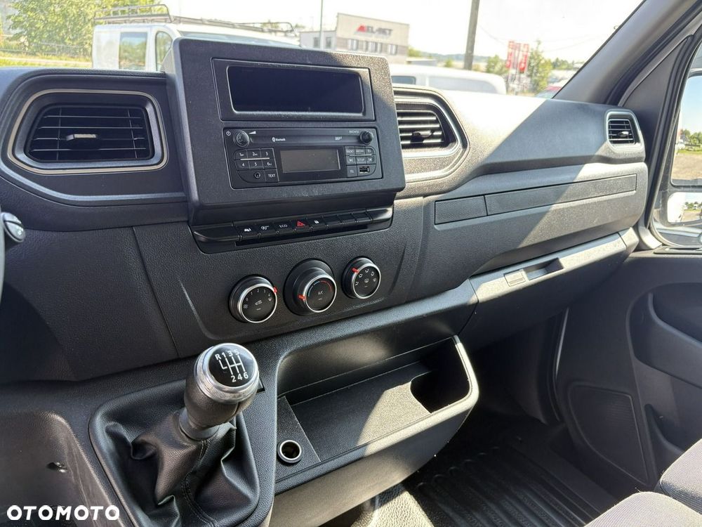 Renault Master - 10