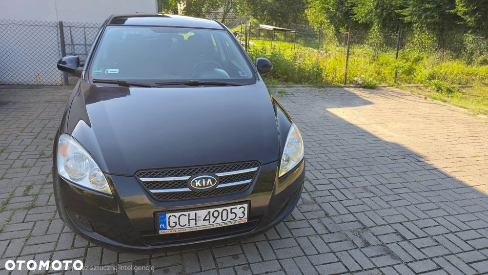 Kia Ceed 1.4 Comfort - 4