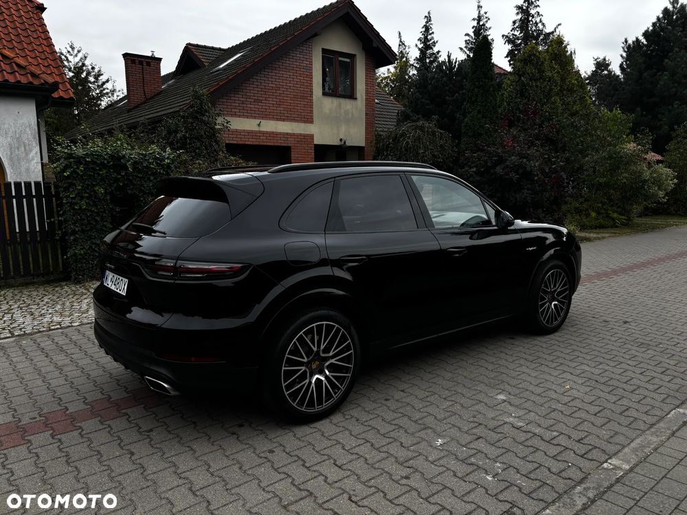 Porsche Cayenne - 12