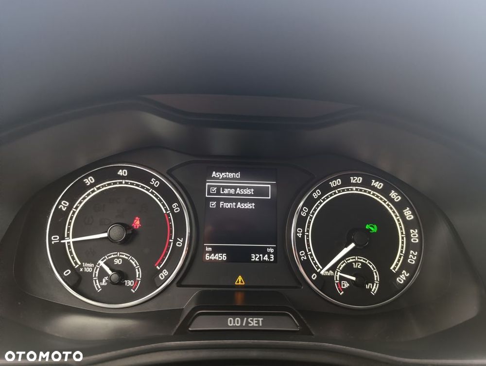 Skoda Kamiq 1.0 TSI Ambition DSG - 18