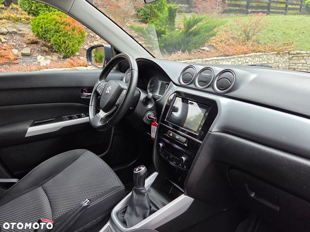Suzuki Vitara 1.6 (4x2) Comfort+ - 21