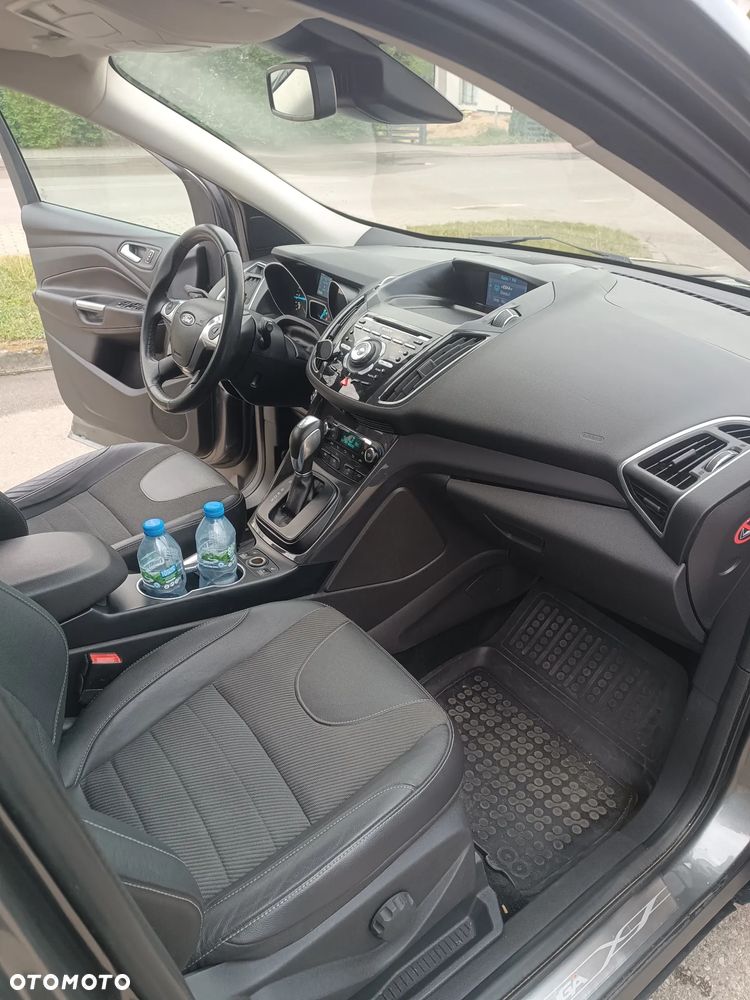 Ford Kuga 2.0 TDCi 4WD Titanium - 16