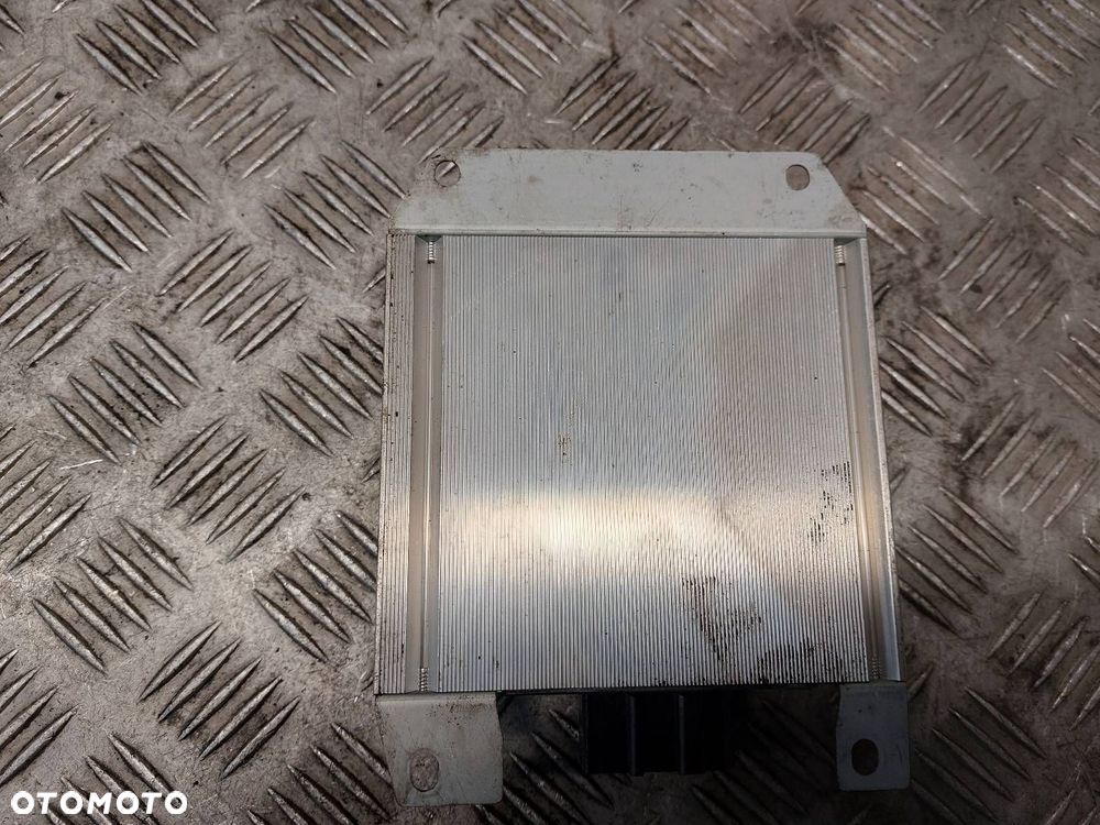 WZMACNIACZ AUDIO AUDI A4 B6 8E5035223 - 3