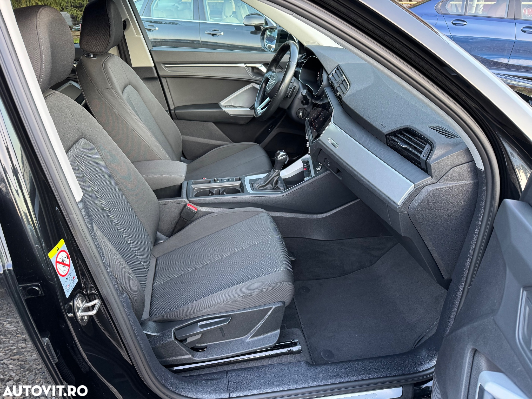 Audi Q3 2.0 35 TDI S tronic S Line - 22