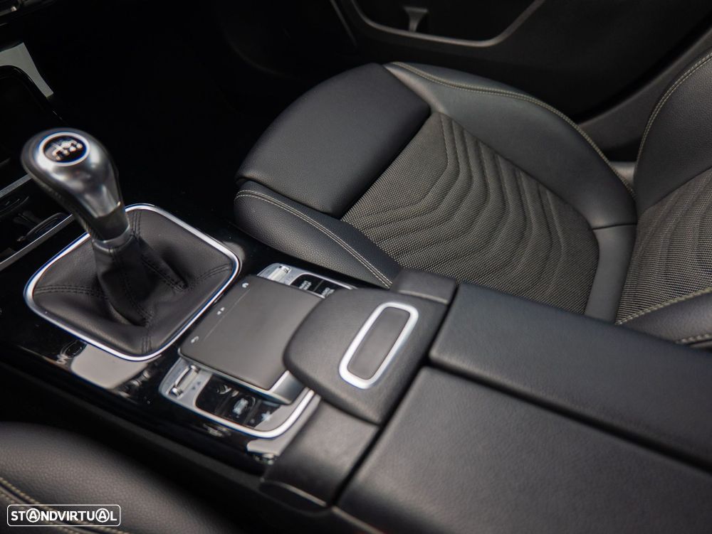 Mercedes-Benz A 180 d Business Solutions - 23