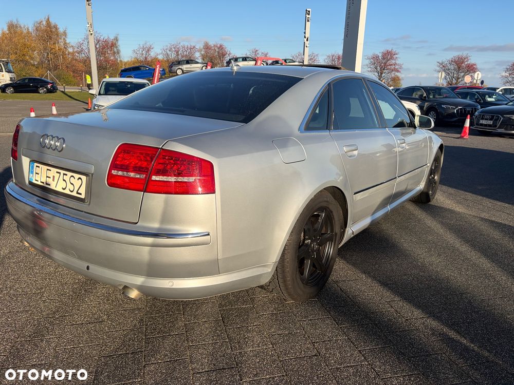 Audi A8 - 9