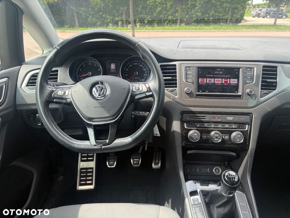 Volkswagen Golf Sportsvan 1.4 TSI (BlueMotion Technology) Comfortline - 24