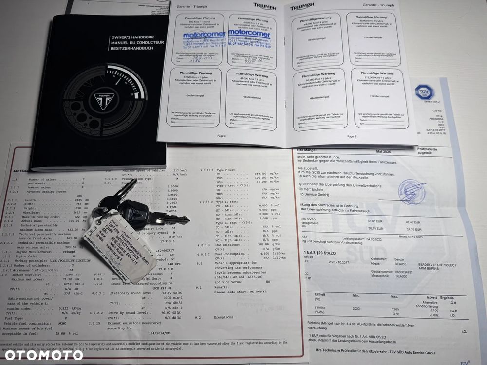 Triumph Thruxton - 7