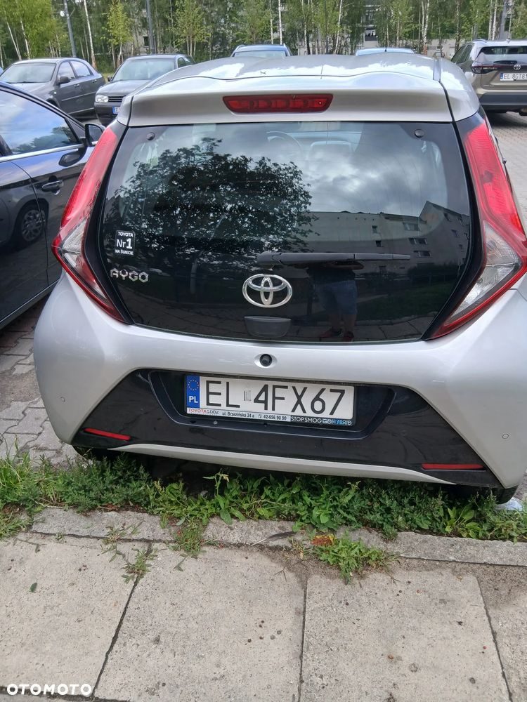 Toyota Aygo x-play - 10