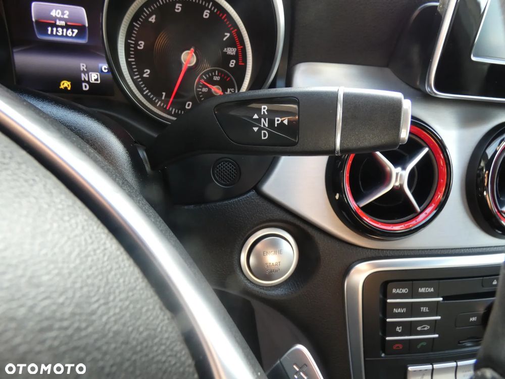 Mercedes-Benz CLA 250 Sport 4-Matic - 24