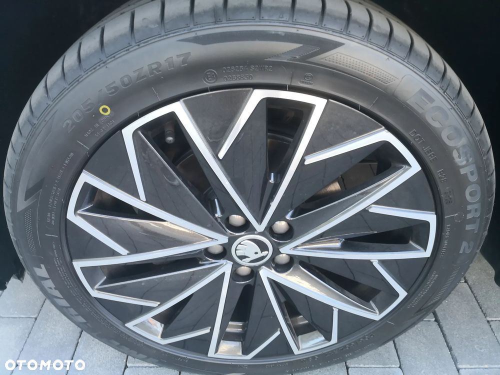 Skoda Scala 1.0 TSI Selection DSG - 35