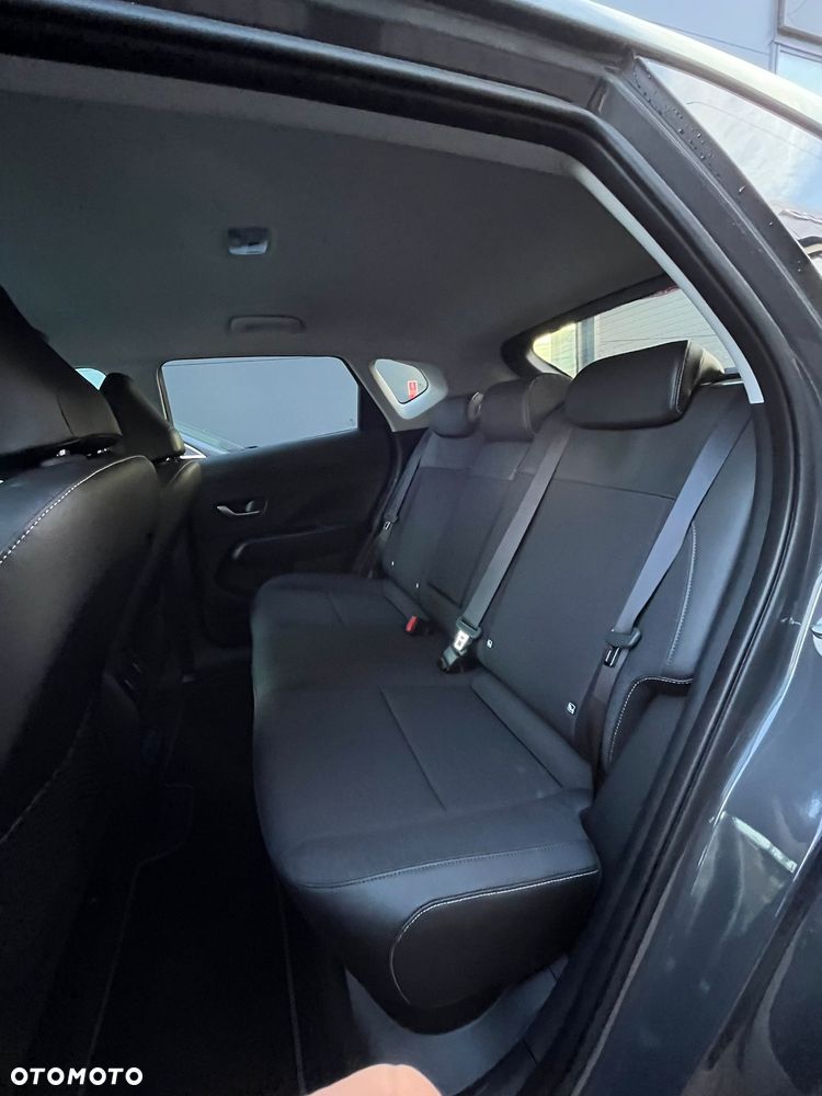 Hyundai Kona 65kWh Executive - 10