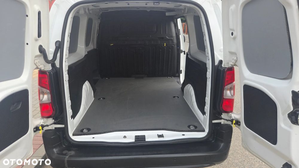 Toyota Proace City - 16