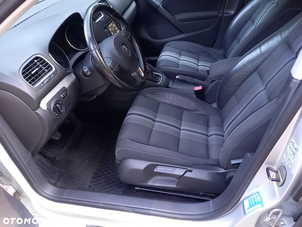 Volkswagen Golf 1.6 TDI DPF Trendline - 10