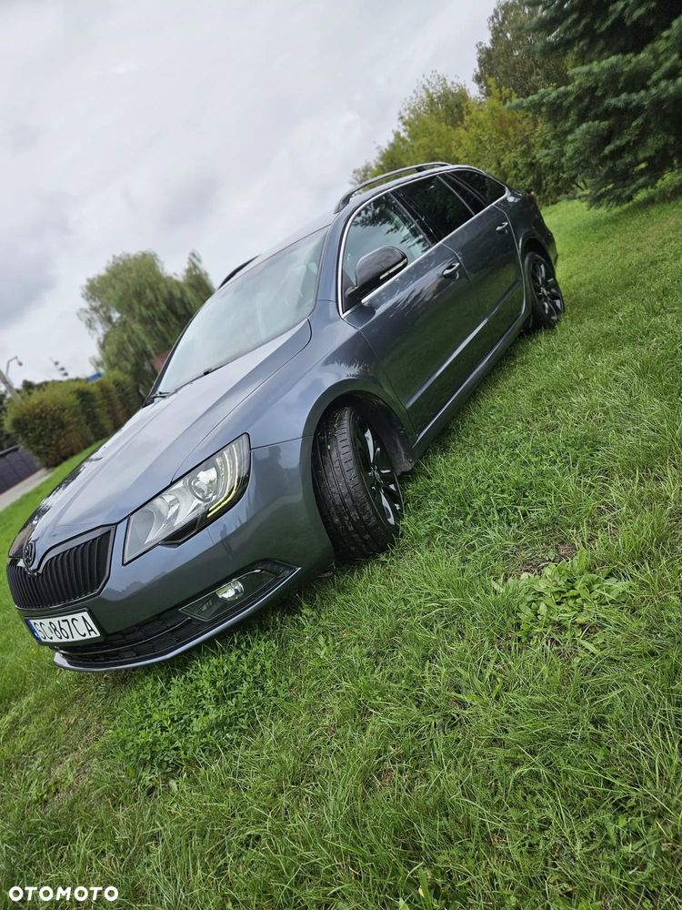 Skoda Superb 2.0 TDI Elegance DSG - 3