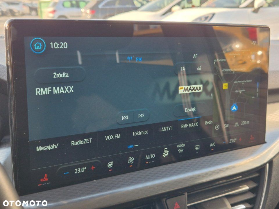 Ford Kuga - 20