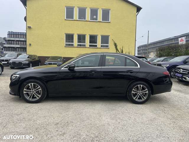 Mercedes-Benz E - 8