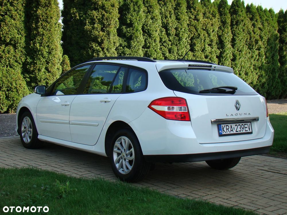 Renault Laguna - 8