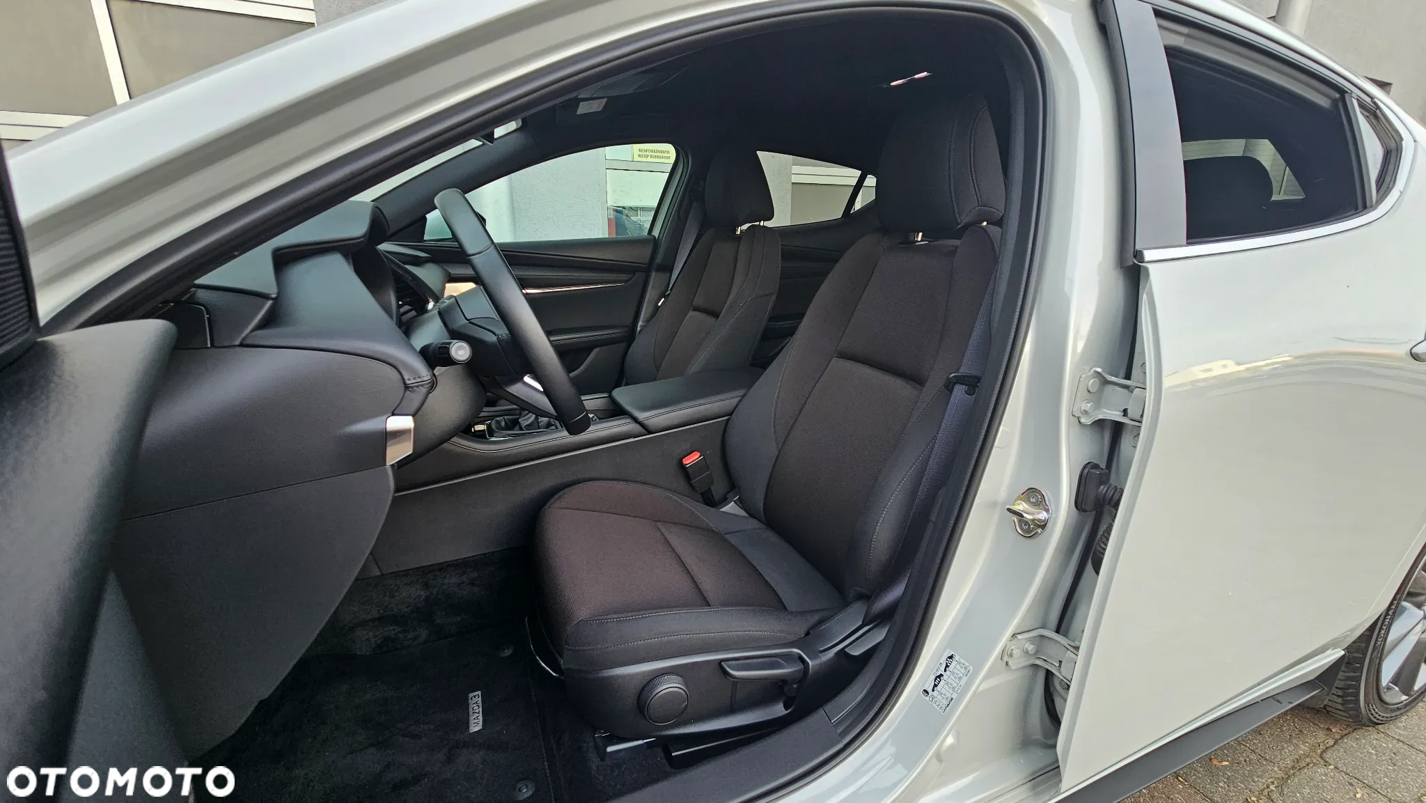 Mazda 3 - 4