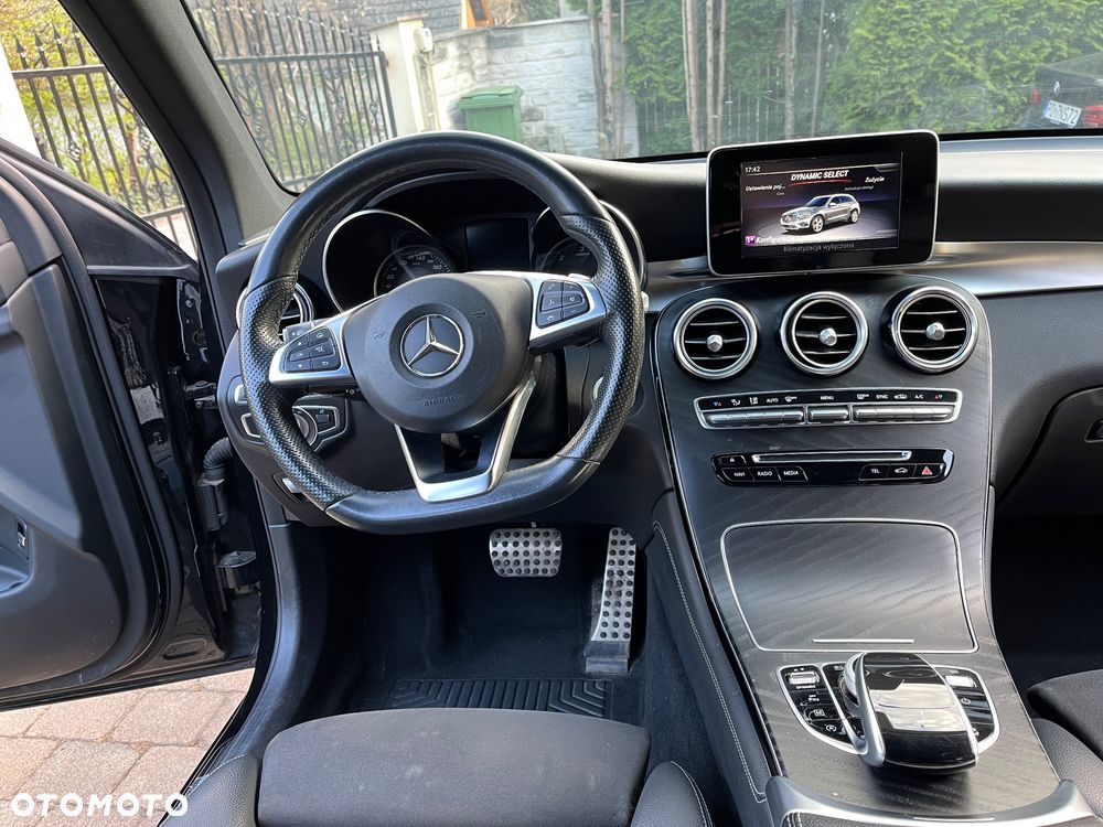 Mercedes-Benz GLC - 21