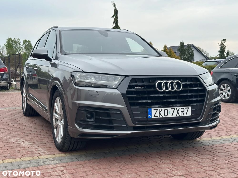 Audi Q7 - 4
