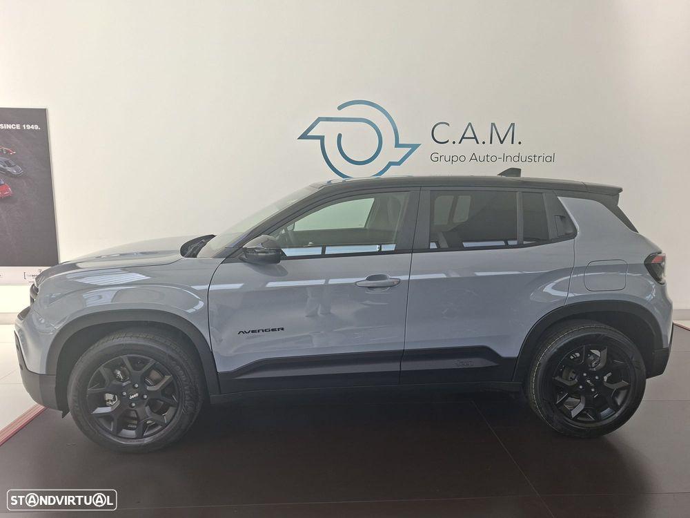 Jeep Avenger 1.2 e-Hybrid Black Edition DCT - 2