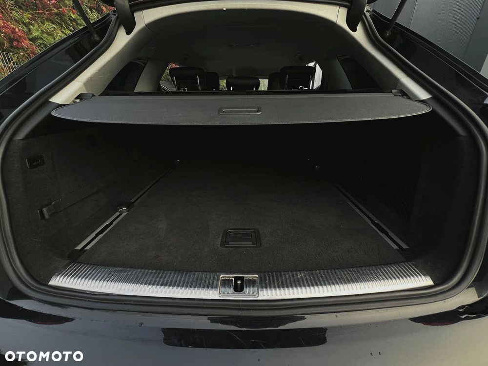 Audi A6 Avant 2.0 TDI Ultra S tronic - 38