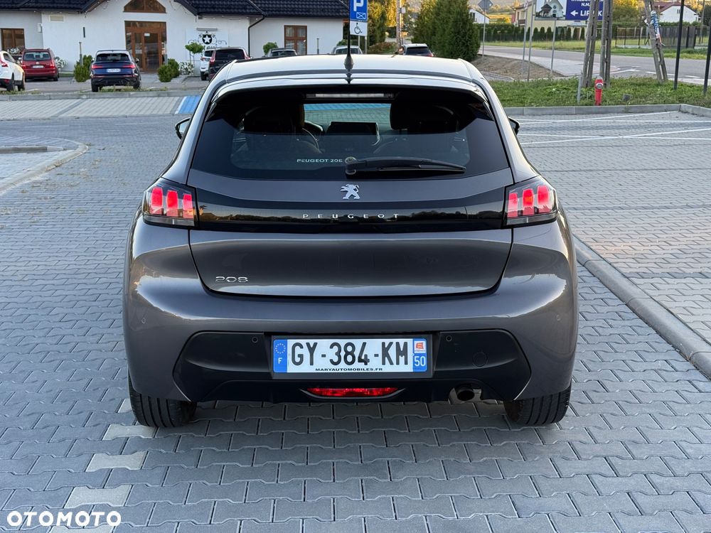 Peugeot 208 - 10