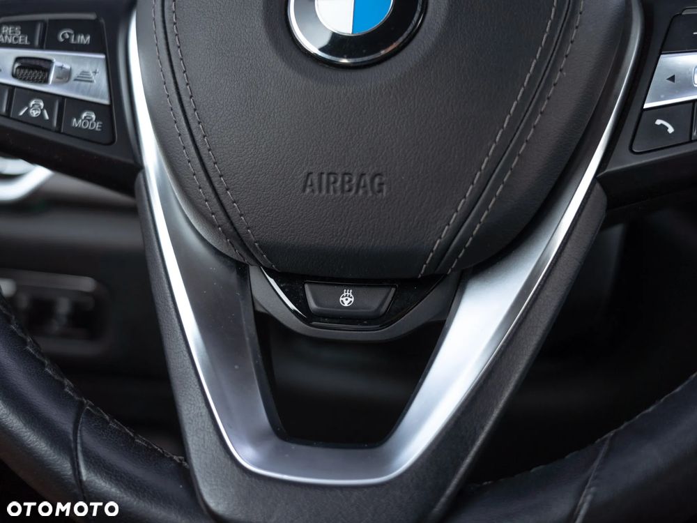 BMW X5 xDrive45e - 28