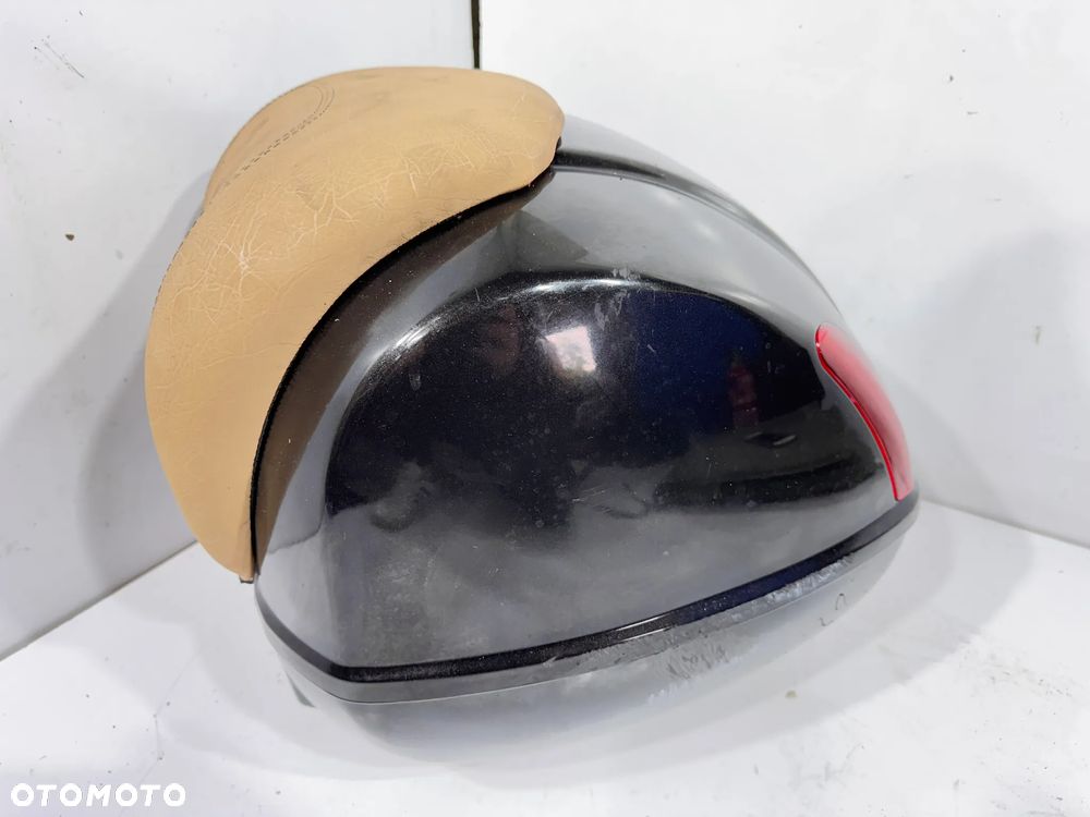 Kufer schowek Piaggio Vespa GTS 125 - 12