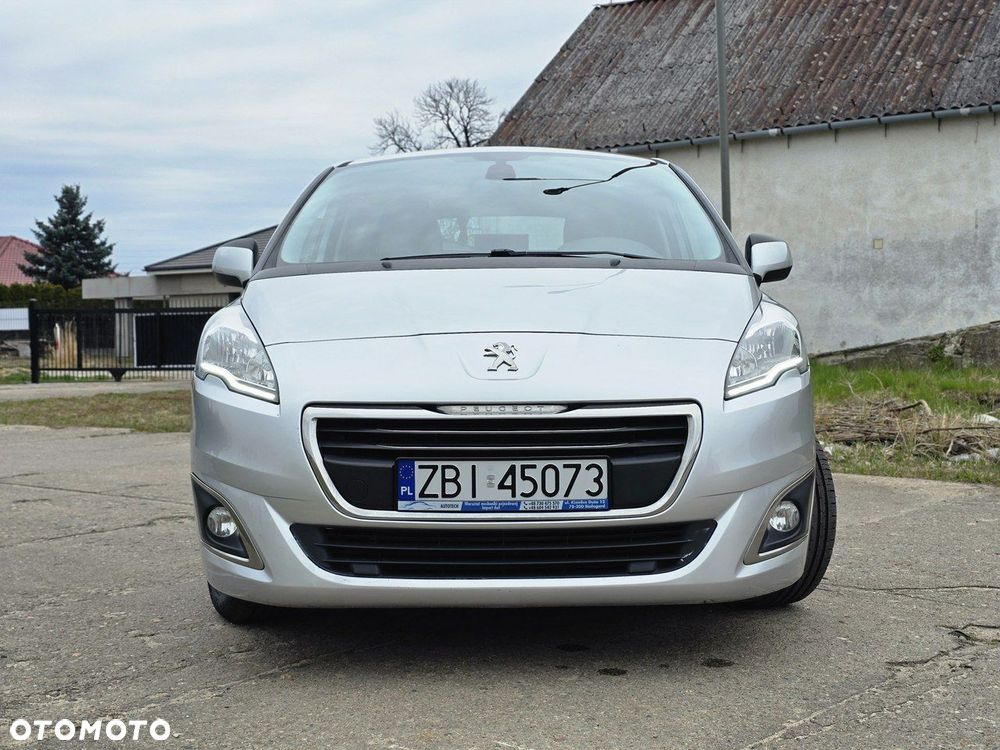 Peugeot 5008 - 19