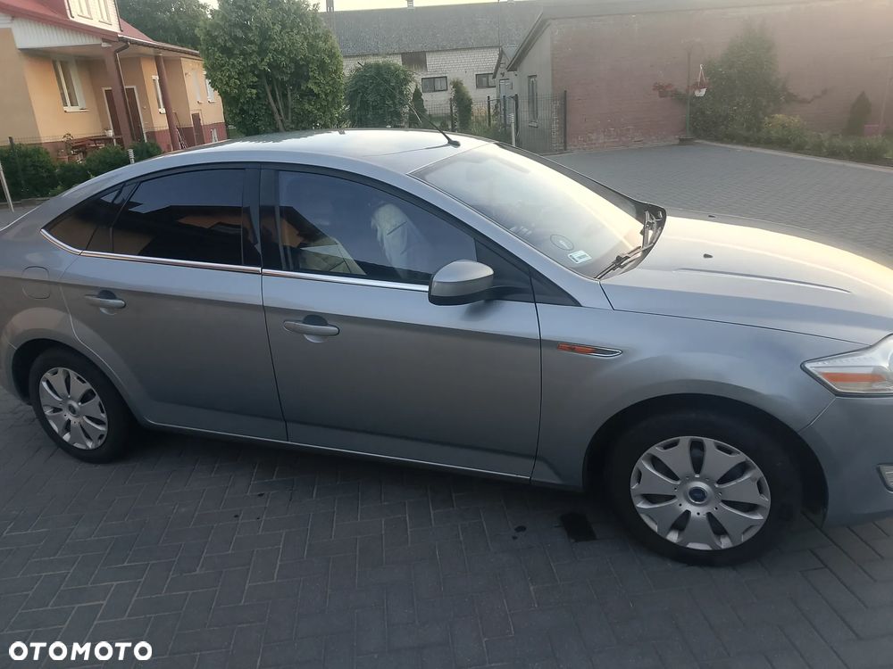 Ford Mondeo 1.8 TDCi Silver X - 2