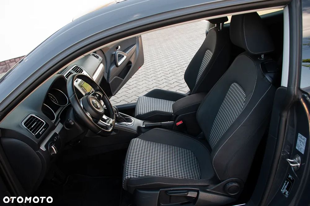 Volkswagen Scirocco 2.0 TSI (BlueMotion Technology) DSG - 25