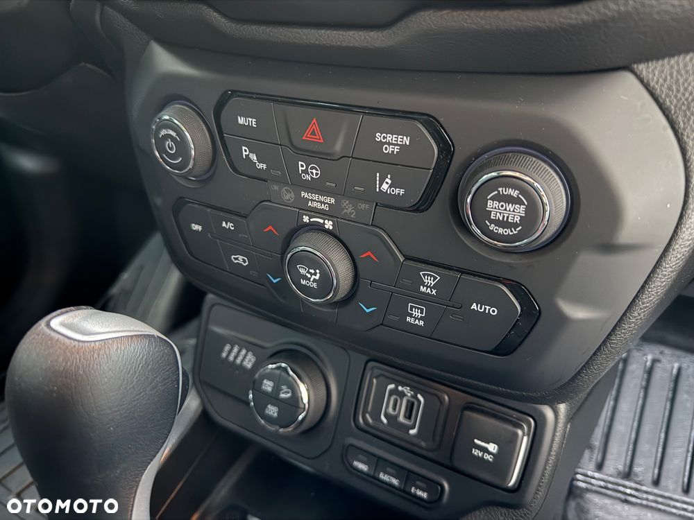 Jeep Renegade 1.3 GSE T4 Turbo PHEV 4xe Altitude S&S - 11