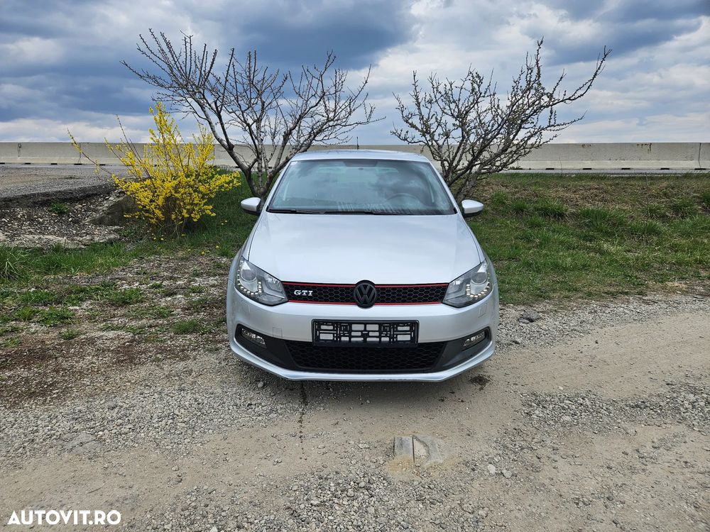 Volkswagen Polo 1.4 DSG GTI - 5