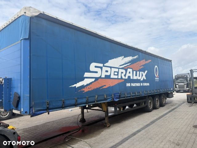 Schmitz Cargobull SKO