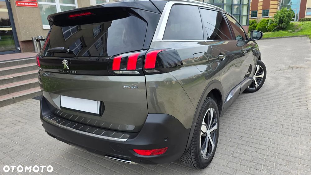 Peugeot 5008 - 2
